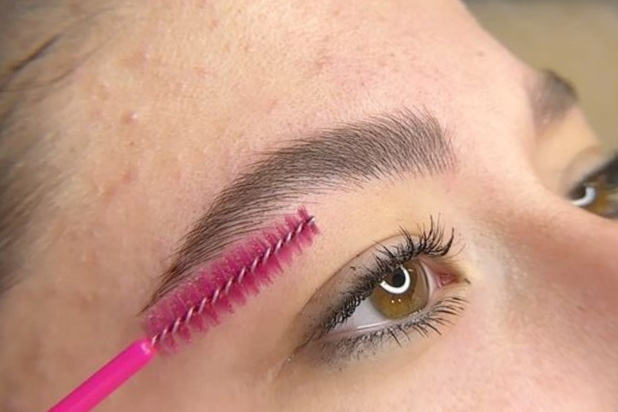 Điêu khắc lông mày 8D lên mày nhanh và đẹp Điêu khắc lông mày 8D lên mày nhanh và đẹp