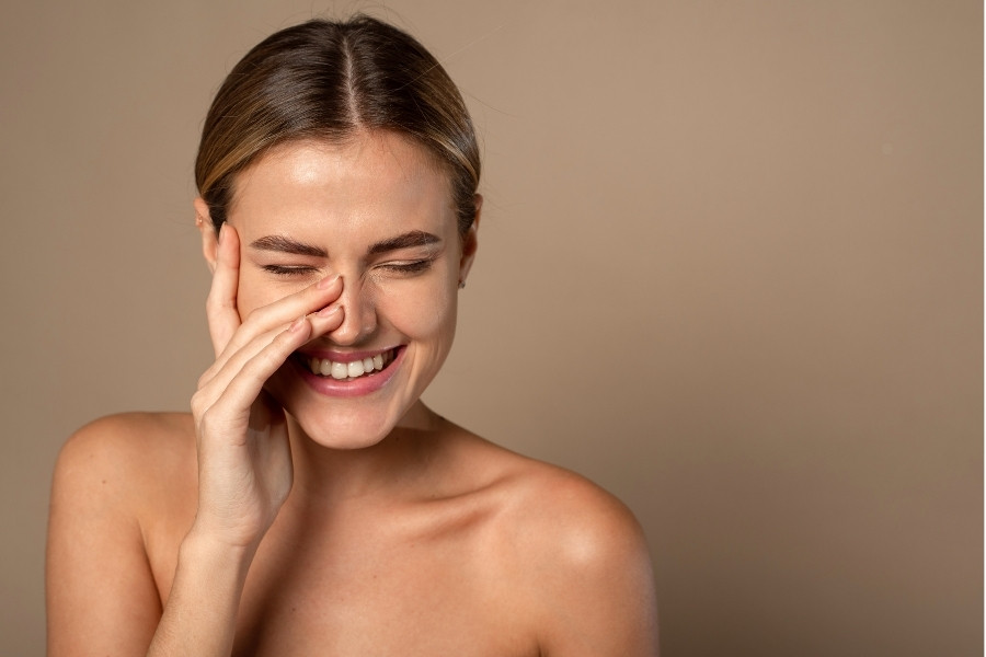 Vitamin B12 có tác dụng gì cho da? Vitamin B12 hỗ trợ tăng cường sức khỏe làn da Tác dụng của vitamin B12 tăng cường sức khỏe của da