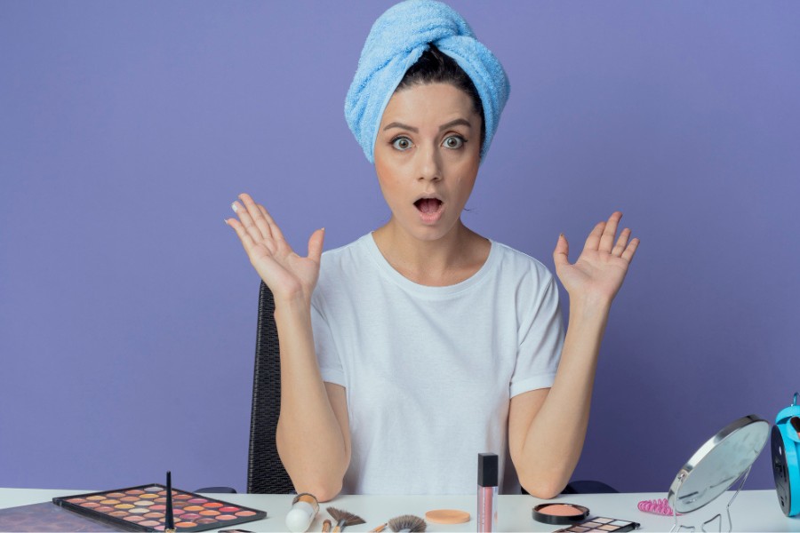 có thể dùng gì thay thế nước tẩy trang