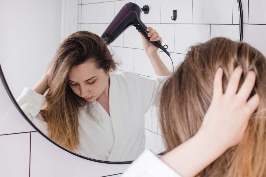 Nguyên nhân da tay bị khô nứt nẻ và các cách làm mềm da khô 7 da tay kho nut ne