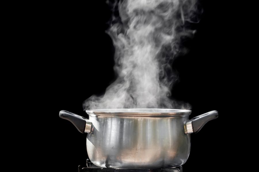 Xông hơi giúp làm sạch mụn cám ở mũi Xông hơi giúp làm sạch mụn cám ở mũi