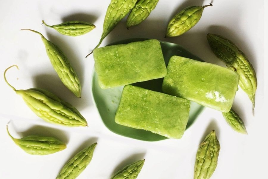 Mặt nạ khổ qua đông đá giúp se khít và giúp da thêm mịn màng Mặt nạ khổ qua đông đá giúp se khít và giúp da thêm mịn màng