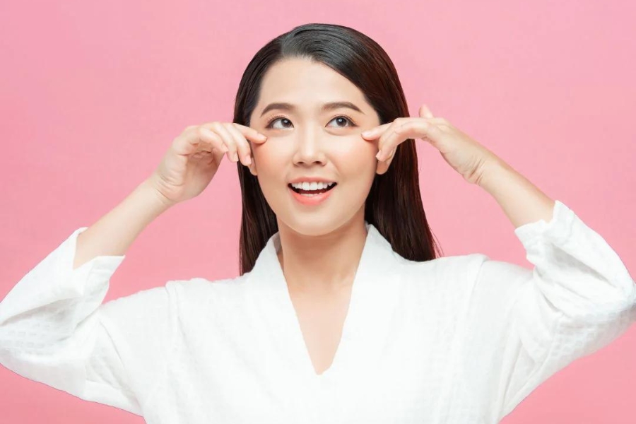 Mặt nạ hoa hồng giúp dưỡng ẩm da và cân bằng độ pH hiệu quả