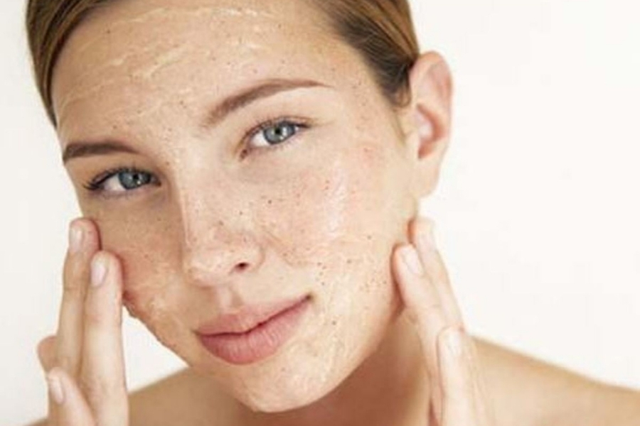 Da mặt sạch hơn nhờ công dụng tẩy tế bào chết của mặt nạ sắn dây Da mặt sạch hơn nhờ công dụng tẩy tế bào chết của mặt nạ sắn dây