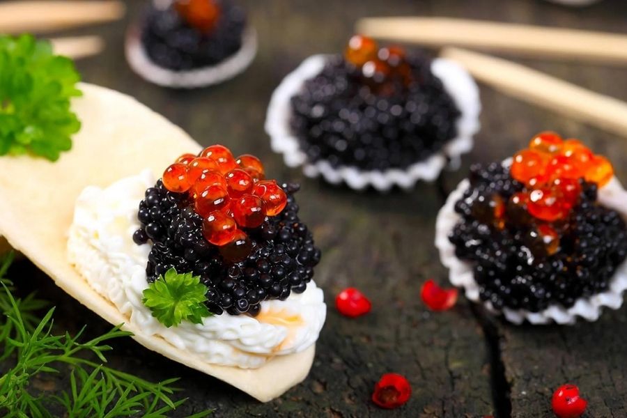 Ăn trứng cá có nổi mụn không? Ăn nhiều trứng cá có tốt không? 7 Một số lưu ý quan trọng khi ăn trứng cá