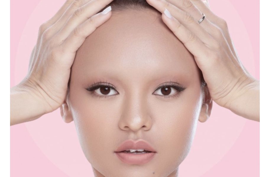 Người không có lông mày nguyên nhân có thể là do bẩm sinh Người không có lông mày nguyên nhân có thể là do bẩm sinh