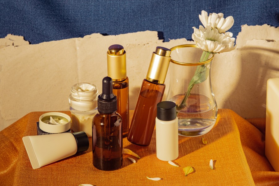 Sử dụng các sản phẩm chăm sóc da có chiết xuất B1