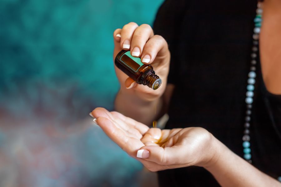 su dung dau mu u va dau hanh nhan