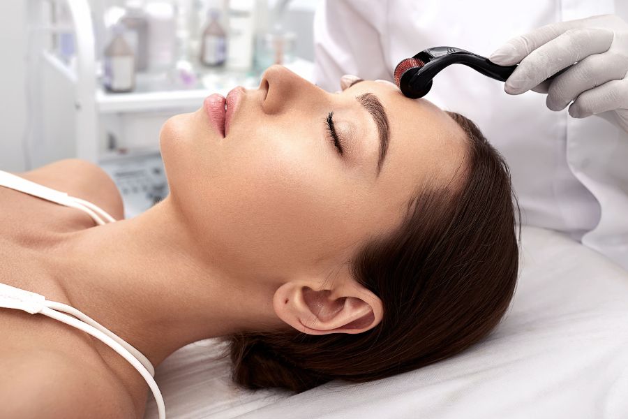 Lăn kim vi điểm giúp kích thích quá trình tái tạo tế bào tăng cường sản sinh collagen Lăn kim vi điểm giúp kích thích quá trình tái tạo tế bào da