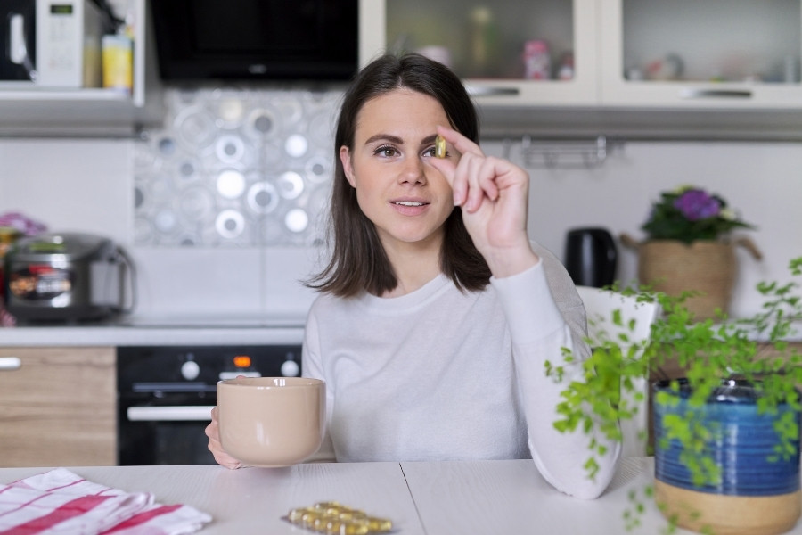 Kết hợp bổ sung dinh dưỡng khi uống vitamin E đẹp da