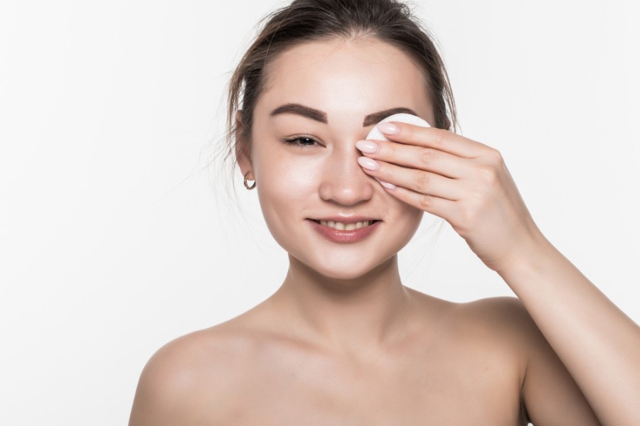 Vitamin C giúp cải thiện quầng thâm mắt