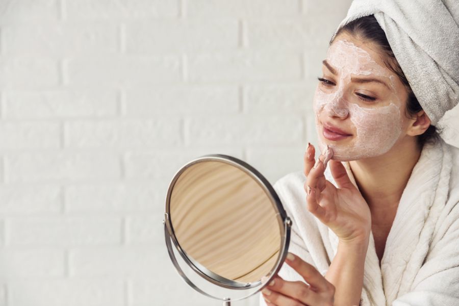 Lịch đắp mặt nạ trong tuần cho da khô