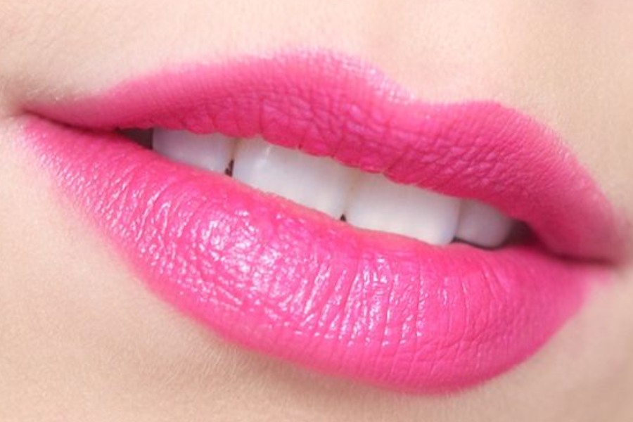 Phun xăm môi hồng cánh sen đặc biệt phù hợp với chị em da vàng