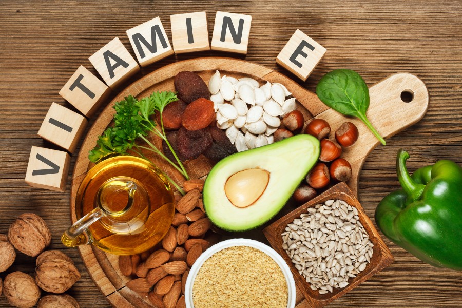 Da bàn tay nhăn nheo do thiếu vitamin E