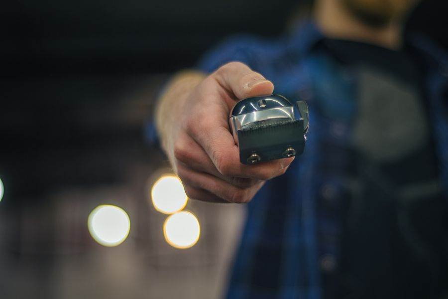 Có nên cạo lông vùng kín nam không