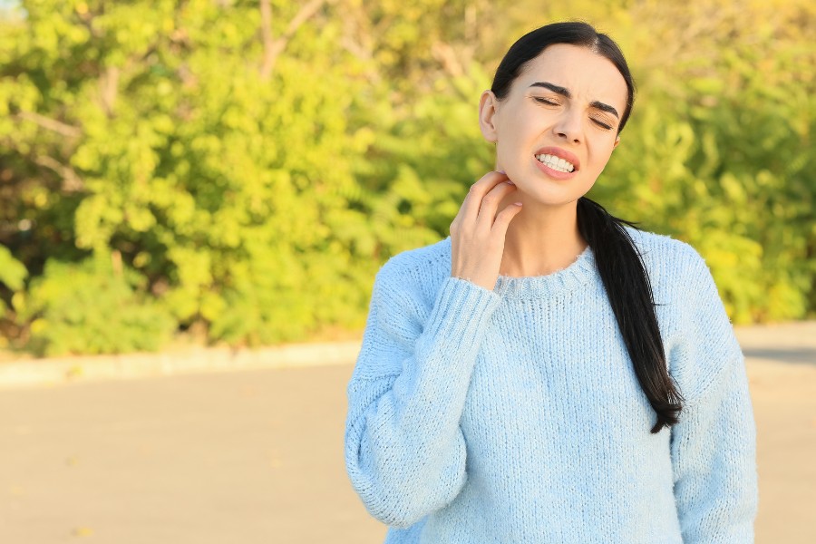 Những thay đổi bất thường của thời tiết cũng là một dấu hiệu phổ biến dẫn đến tình trạng kích ứng da da ngứa ngáy khó chịu do dị ứng thời tiết