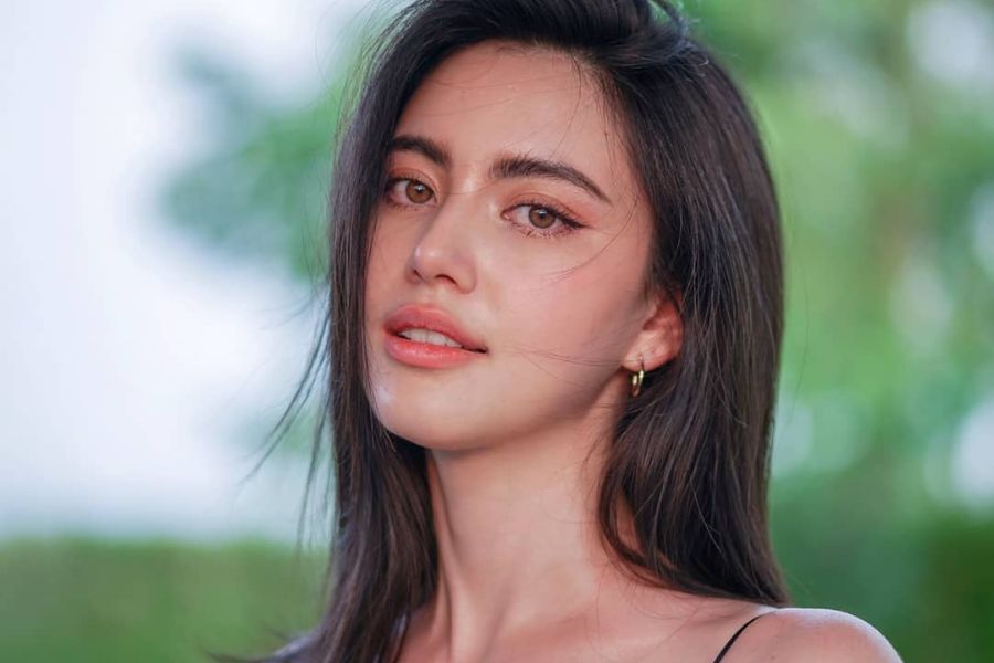 Dáng lông mày kiểu thái khiến đường nét trên khuôn mặt cuốn hút và sắc nét hơn Dáng lông mày kiểu thái khiến đường nét trên khuôn mặt cuốn hút và sắc nét hơn