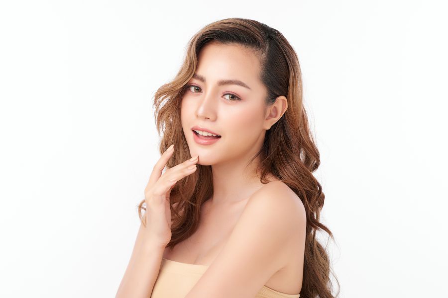 Phun xăm lông mày màu nâu socola có thể duy trì được từ 3-5 năm Phun xăm lông mày màu nâu socola có thể duy trì được từ 3-5 năm