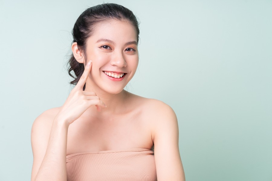 sữa tươi không đường giúp làm sạch da