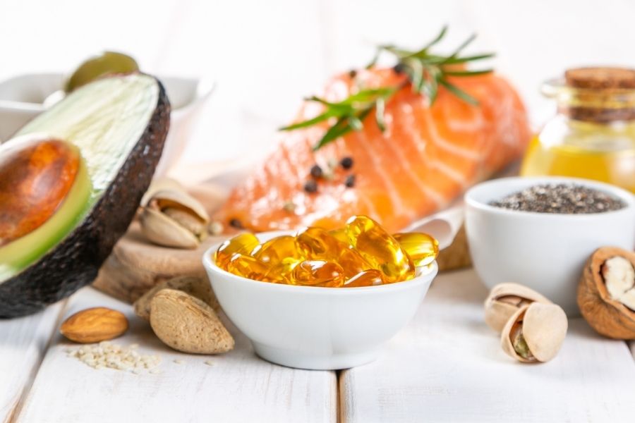 Omega 3 là một loại axit béo không no có nhiều lợi ích cho làn da và sức khỏe Omega 3 là một loại axit béo không no được sử dụng trong chăm sóc sức khỏe và làm đẹp