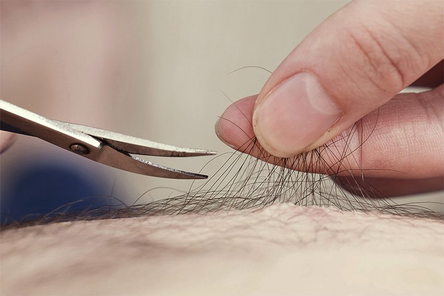 Các bước tỉa lông vùng kín nữ bằng kéo đơn giản tại nhà