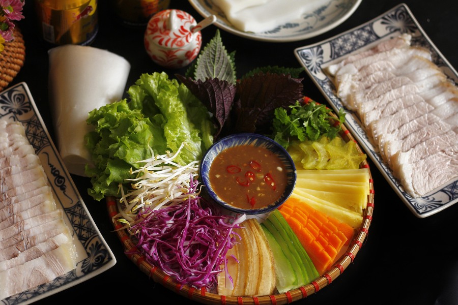 Bánh tráng cuốn thịt heo ngon miệng, cung cấp đủ chất dinh dưỡng