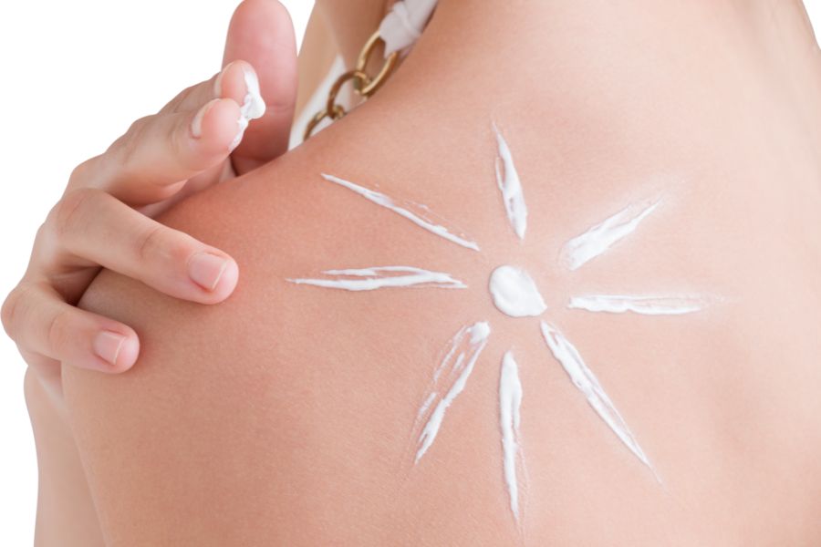 Sử dụng kem chống nắng không thấm nước là biện pháp hữu ích nhất để bảo vệ làn da Sử dụng kem chống nắng không thấm nước là biện pháp hữu ích nhất để bảo vệ làn da