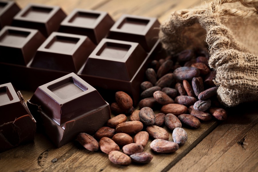 Socola đen chứa hàm lượng cao chất chống oxy hóa có khả năng ngăn ngừa lão hóa da Socola đen giúp cải thiện sức khỏe làn da