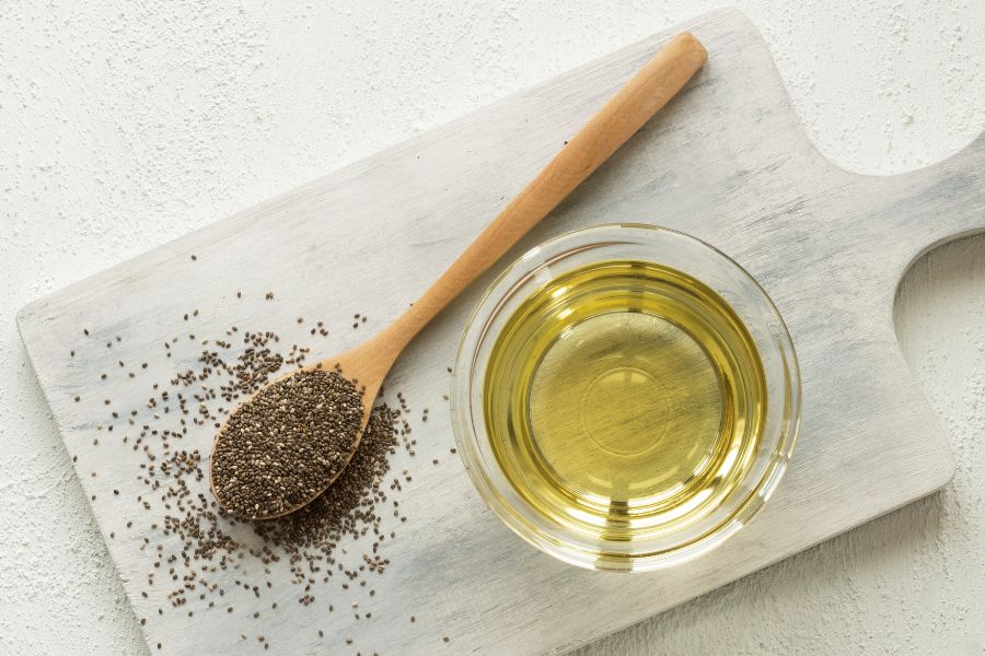 Mặt nạ hạt chia dầu dừa giúp cấp ẩm, làm mềm da