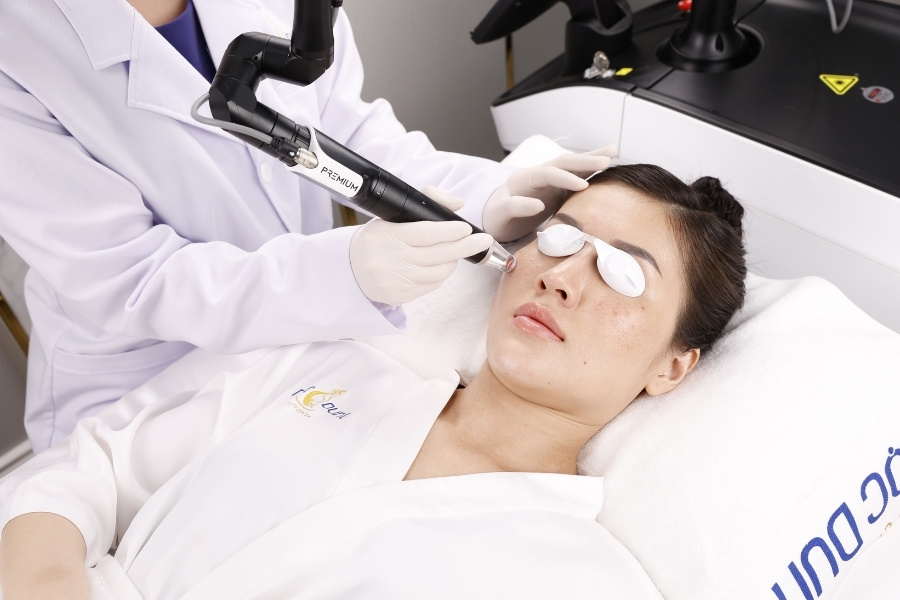 Quy trình điều trị mụn tại TMV Ngọc Dung luôn đảm bảo tuân thủ nghiêm ngặt các tiêu chuẩn của Bộ Y Tế Quy trình điều trị mụn tại TMV Ngọc Dung luôn đảm bảo tuân thủ nghiêm ngặt các tiêu chuẩn của Bộ Y Tế