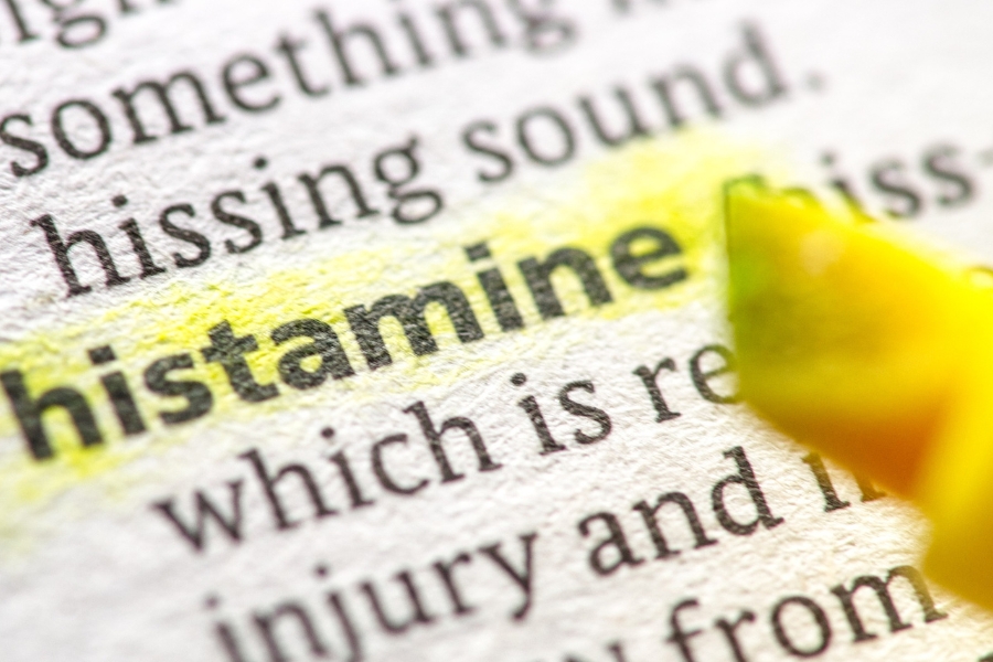 Khi da bị dị ứng nổi mụn nên làm gì? Khi da bị dị ứng nổi mụn nên làm gì?