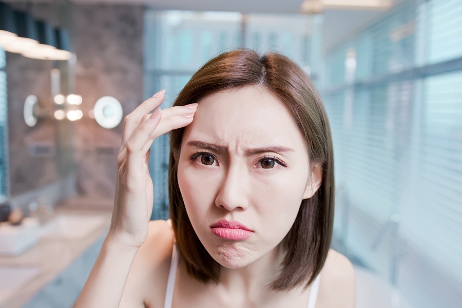 Da bị thiếu nước do không uống đủ nước Da bị thiếu nước do không uống đủ nước