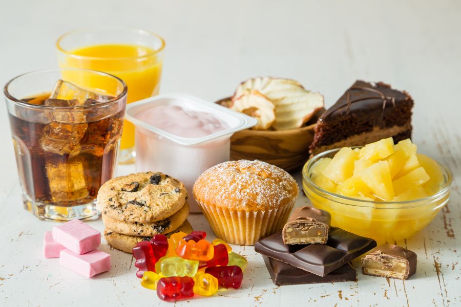 Nên tránh các thực phẩm có lượng đường cao sau khi bắn mụn thịt Nên tránh các thực phẩm có lượng đường cao sau khi bắn mụn thịt