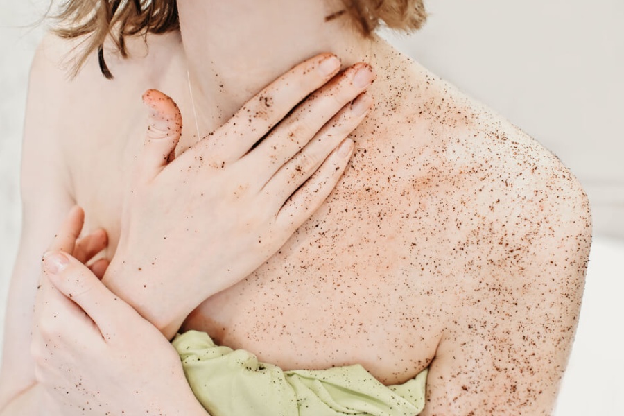 tẩy tế bào chết body bao nhiêu phút