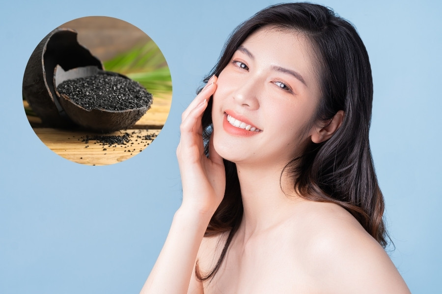 Đắp mặt nạ than hoạt tính cải thiện tình trạng da thâm sạm Đắp mặt nạ than hoạt tính cải thiện tình trạng da thâm sạm