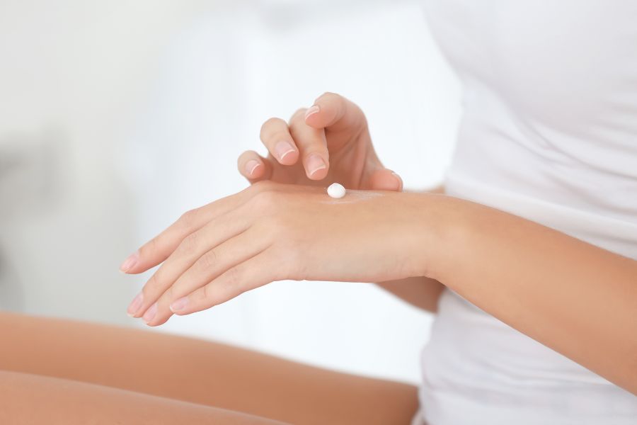 Hiệu quả làm hồng của kem trị thâm vùng kín chỉ mang tính tạm thời và không duy trì lâu dài Hiệu quả làm hồng của kem trị thâm vùng kín chỉ mang tính tạm thời và không duy trì lâu dài