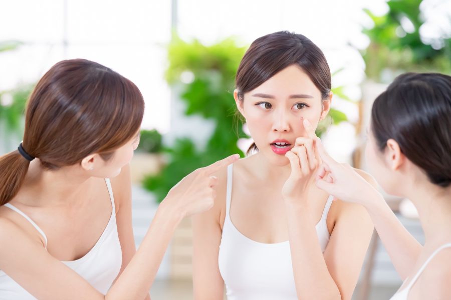 Lotion và Toner khác gì nhau? Khám phá sự khác biệt để có làn da đẹp 4 Lotion và toner khác gì nhau? Nên chọn lotion hay toner?