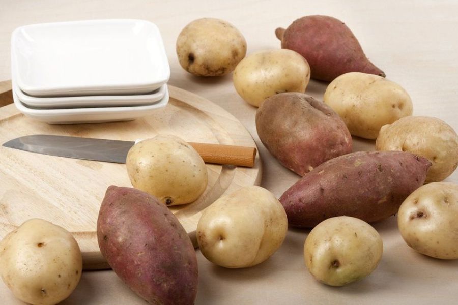 So với khoai tây, khoai lang là lựa chọn phù hợp hơn cho người muốn giảm cân