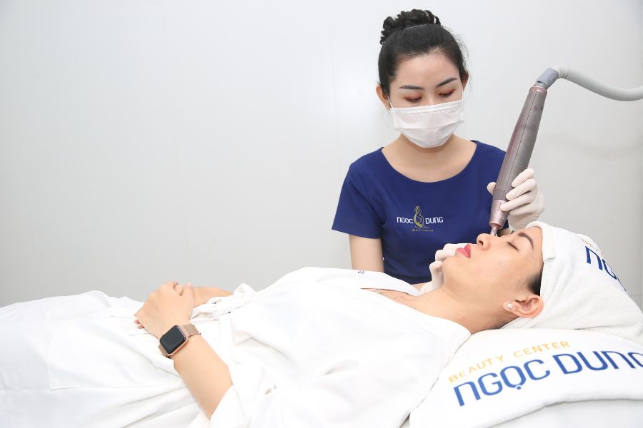 Trị viêm nang lông bằng công nghệ hiện đại
