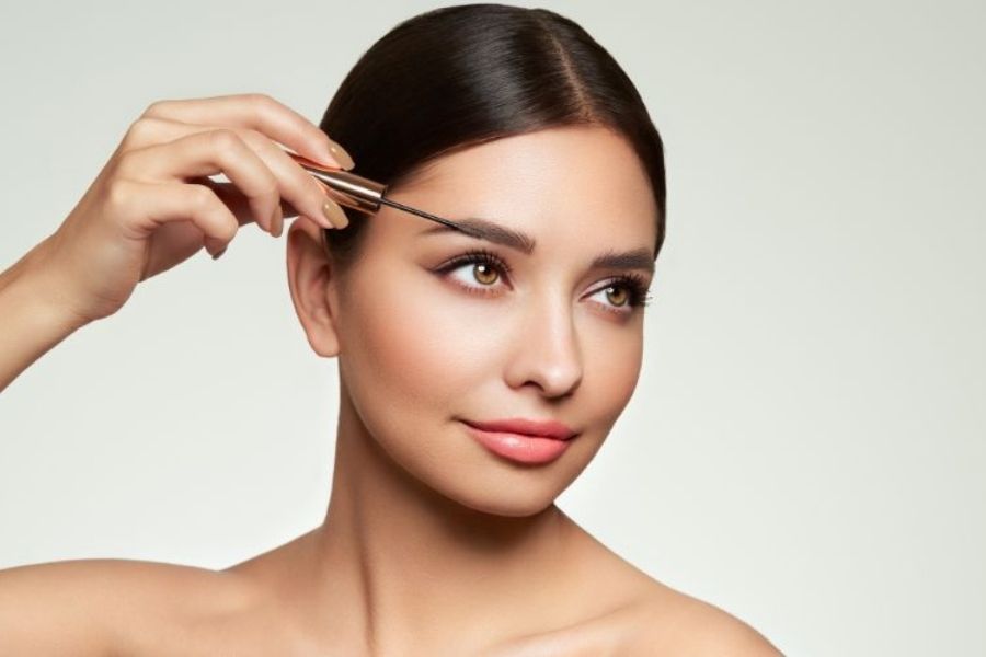 Hãy tuân thủ hướng dẫn chăm sóc lông mày sau điêu khắc của chuyên viên để sớm đạt kết quả như mong muốn