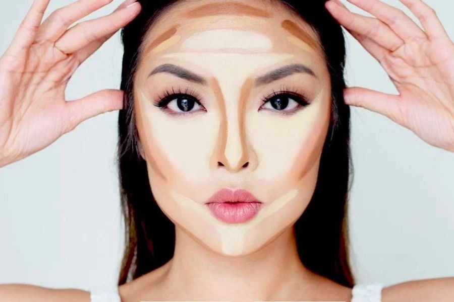 Người sở hữu mặt kim cương không nên để chân mày ngang