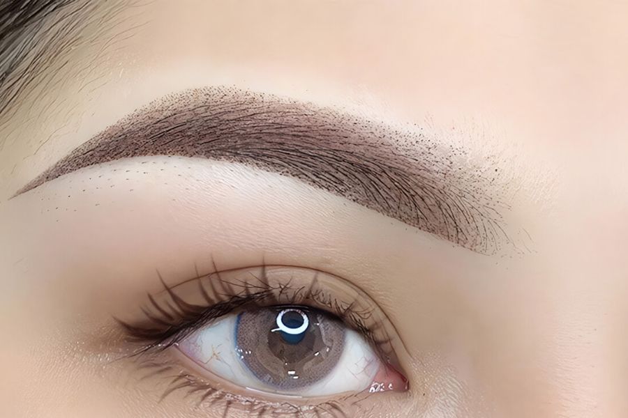 Phun lông mày màu nâu cà phê có đẹp không? Dễ lỗi mốt không? 10 Kiểu phun mày ombre màu nâu cà phê làm tôn lên nét đẹp nhẹ nhàng và hiện đại