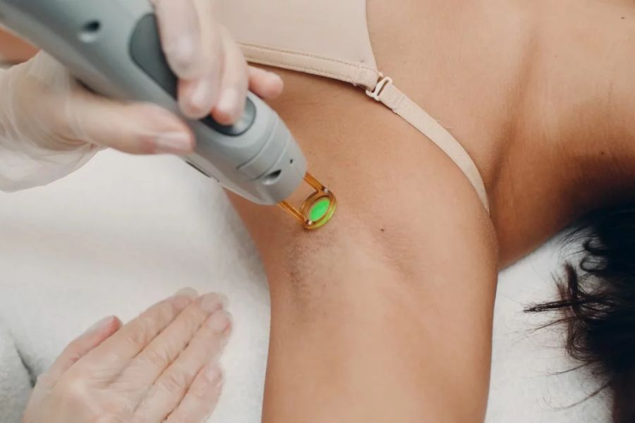 Trị viêm nang lông tại TMV Ngọc Dung