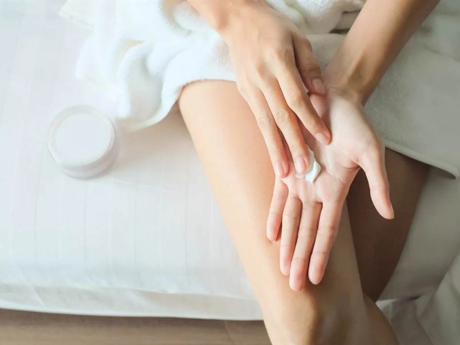 Kem ủ trắng body là gì?